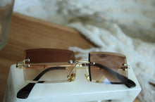 Load image into Gallery viewer, Prissy Sunglasses