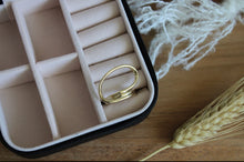 Load image into Gallery viewer, Sophia Swirl Ring