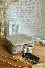 Load image into Gallery viewer, Tessa Makeup Bag